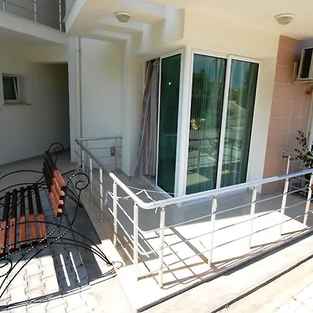 Luxury One-bedroom Mountain View Dolce Vita 1-18 Apartman Karavász