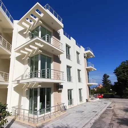 Luxury One-bedroom Mountain View Dolce Vita 1-18 * Karavas (Northern Cyprus)
